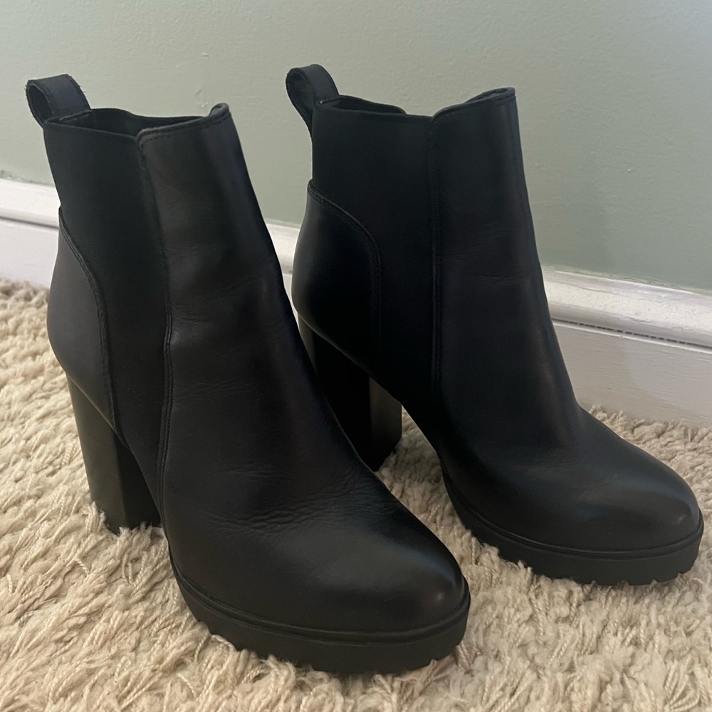 STEVE MADDEN Laughter Booties
